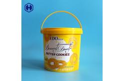 China Thin Wall Round Plastic Cookie Containers 84OZ 400G With Single Handle supplier