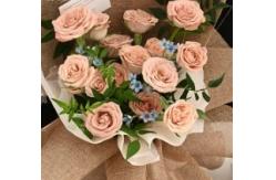 China New Exquisite Color Linen Roll Flower Packaging Paper supplier