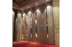 China Office Separation Sliding Folding Partition , Soundproof Accordion Movable Partition Wall supplier
