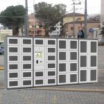 Remote Control Combo Vending Machines Outdoor Locker Systems With LED Lights