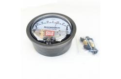 China Vertical Magnehelic Differential Pressure Gauge Air Pressure Manometer supplier