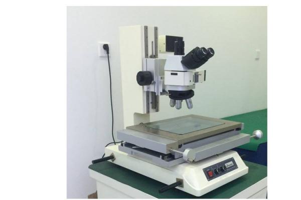 Toolmakers Microscope , Zoom Microscope For Measuring Plastic And Casting Parts
