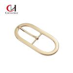Unisex Antirust Center Bar Roller Buckle , Anticorrosive Gold Oval Belt Buckle for sale
