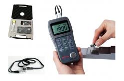 China Handheld Ultrasonic Steel Thickness Gauge Large LCD For Easy Reading supplier