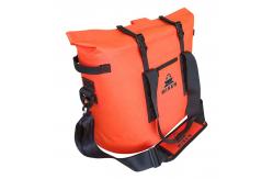China Custom Magnetic Closure Cooler , Refrigerated Shoulder Cooler Bag 30L supplier