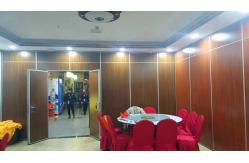 China Manual System Laminated Board Sound Proof Partitions For Ballroom supplier