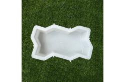 China Maple Leaf 400-500kg/Cm2 Pvc Plastic Paver Mould For Walkway supplier