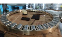 China OEM Custom Cylindrical Thrust Roller Bearings 0 ~ 1,500 Mm Diameter supplier