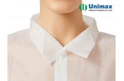 China Unimax Medical PP or SMS Lab Coat with Press Stud Buttons supplier