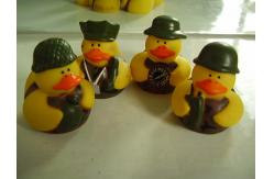 China Pirate Rubber Duck Fun Bath Toys For Toddlers , Character Themed Rubber Ducks supplier