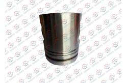 China D7D DEUTZ Diesel Engine Piston  Excavator Parts 20450773 supplier