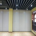 Interior Wood Melamine Surface Folding Room Partitions Max 4000mm Height for sale