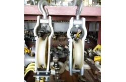 China Skyward Hooked Sitting Hanging 2T Conductor Stringing Blocks supplier
