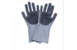 China Multifunctional Silicone Rubber Brush Gloves Heat Insulated For Dishwasher supplier