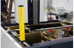 China LS-F7 Semi Automatic Rigid Box Wrapping Machine Perfume Box Wrapping Machine supplier