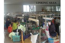 China Knitted Pom Pom Hat manufacturer
