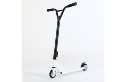 China Complete Trick Stunt Scooter Beginner Freestyle Sports Stunt Scooter With Fixed Bar supplier