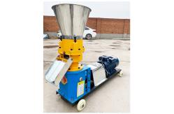 China Duck Feed Poultry Farming Equipment Chicken Feed Making Machine supplier