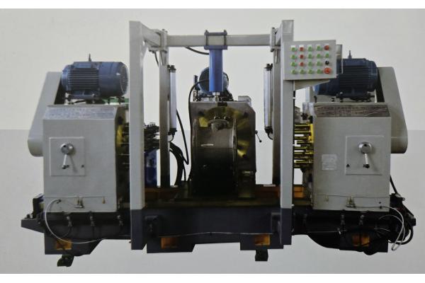 Three Sided Multi Hole Drilling Machine φ295mm Drilling Center Distance