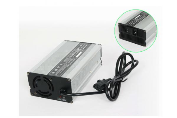 29.2V 15A Li Ion 24 Volt Battery Charger For Electric Scooter