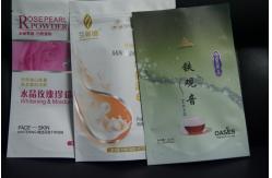 China Glossy Finish Stand Up Tea Bags Packaging Zipper And Full Printing supplier
