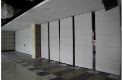 China Commercial Sliding Modular Assemble Sound proof Partition Wall For Office Room supplier