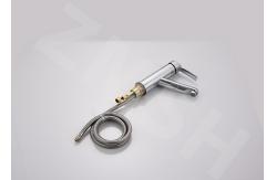 China Bathroom Basin rotatable Hotel Pull Out Sprayer Faucet supplier