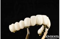 China Custom Made Zirconia Excellent Strength For Individualized Dental Solutions supplier