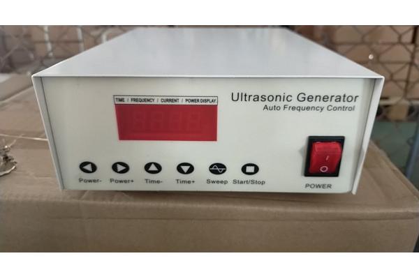TUV 200KHz Microcomputer Ultrasonic Cleaning Generator