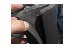 China ACMF Foaming 2cm Black Rubber Foam Insulation Pipe Inner Dia 114mm supplier