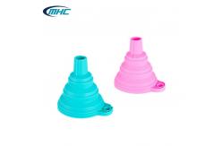 China Mini Collapsible Silicone Kitchen Funnels Oil Liquid Reusable Customized Food Grade supplier