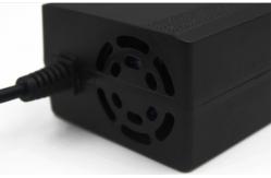 China 12V Benergy Lithium Iron Phosphate Battery Charger 14.6V 10A Lithium Battery Charger supplier