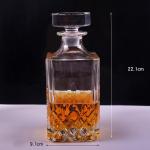 Lead Free Clear Red Wine Decanter , Unique Shaped Whiskey Liquor Glass Set