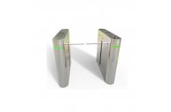 China Multi Lane Drop Arm Barrier Gate System Face Recognition Time Attendance Bi Directional supplier