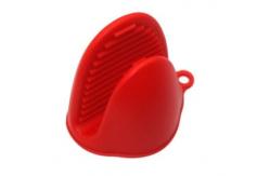 China Custom Anti Scald Sustainable 11cm Silicone Mini Oven Mitts supplier