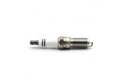 China Automobile Spark Plug For NGK IFR5A11, DENSO SK16R11, Champion RC8WYPB4 supplier