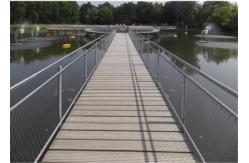 China Traffic Barrier Fence Stainless Steel 50x50 Wire Mesh For Falling Prevention supplier