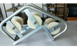 China Telecom SHJ Cable Pulling Pulley , Pithead Roller Heavy Duty Cable Rollers supplier