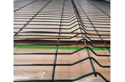 China Welded Curved Custom 3d Wire Mesh Fence 5 Foot supplier