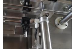 China SUS316L Viscous Liquid Filling Machine 2L Grey Plastic Bottle Packaging Machine supplier