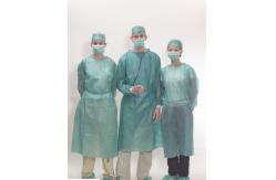 China PP 22gsm Disposable Isolation Gown 115x127cm Elastic Cuff With Long Sleeve Gown supplier