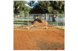 China Portable Moveable Temporary Mesh Fencing For Construction Safety supplier