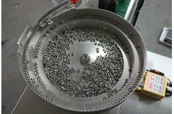 China Customized Bowl Vertical Counting Packing Machine For Plastic Accessories supplier