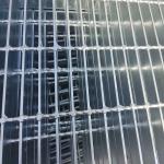 China 300*800mm Anti Slip Steel Grating Steel Drainage Covers   Corrosion Proof factory