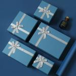Cardboard Present Boxes Sturdy Luxury Gift Boxes With Lids For Graduation Celebration