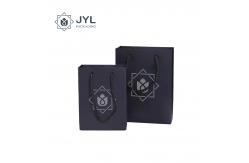 China Moistureproof Shopping Bag With Ribbon Handle SA8000 Paperboard supplier