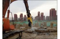 China HITACHI EX210 EX200 Hydraulic Concrete Pulverizer Movable Jaw For Building Demolition supplier