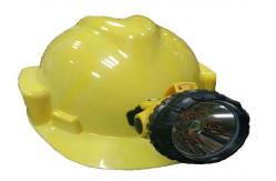 China IP68 25000Lux Brightness Rechargeable LED Headlamp With 18hours Working Time supplier