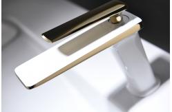 China T&F Bathroom Basin Faucets , Chrome Brass Single Hole Basin Mixer Tap supplier