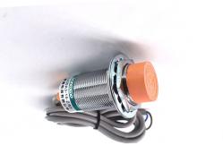 China 3 Wires Waterproof Proximity Switch , Inductive Prox Switch Normally Open supplier